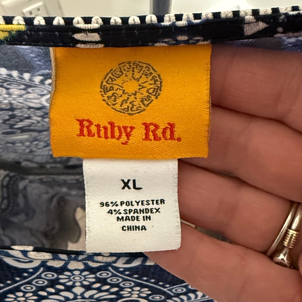 Ruby Rd. Navy and White Geometric Tunic - Picture 3 of 4